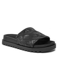 Klapki Guess. Czarne klapki damskie Guess, z aplikacjami, bez obcasa, bez zapięcia. Za 399.99 zł.