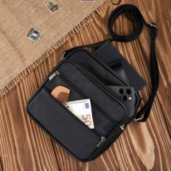 Saszetka męska skórzana na ramię miejska czarna skóra naturalna Abruzzo ABR-19. Czarne saszetki i nerki męskie ze skóry, na ramię. Za 139.00 zł.