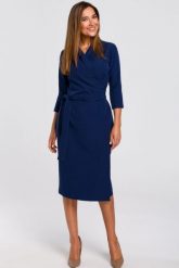 Elegancka sukienka biznesowa kopertowa midi z paskiem granat. Sukienki damskie Stylove, do pracy, m, bez wzorów, biznesowe, bez kołnierzyka, bez ramiączek, midi, kopertowe. Za 309.00 zł.