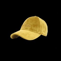 Aksamitna czapka Kentucky. Brązowe czapki damskie KENTUCKY HORSEWEAR, bez wzorów, eleganckie. W wyprzedaży za 109.00 zł.