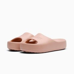 Klapki damskie Puma SHIBUSA różowe 38908218 r 39. Czerwone klapki damskie Puma, bez wzorów, z materiału, eleganckie, bez obcasa, na platformie, bez zapięcia. Za 174.54 zł.