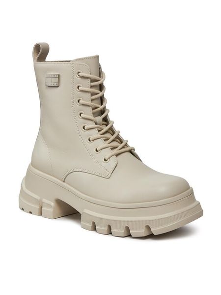 Tommy Jeans Trapery Tjw Chunky Leather Boot EN0EN02503 Beżowy. Brązowe trapery damskie Tommy Jeans, z jeansu, bez zapięcia. Za 379.99 zł.