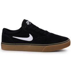Buty męskie sportowe trampki Nike SB CHRON. Brązowe trampki męskie Nike, bez wzorów, sportowe, bez zapięcia. W wyprzedaży za 279.00 zł.