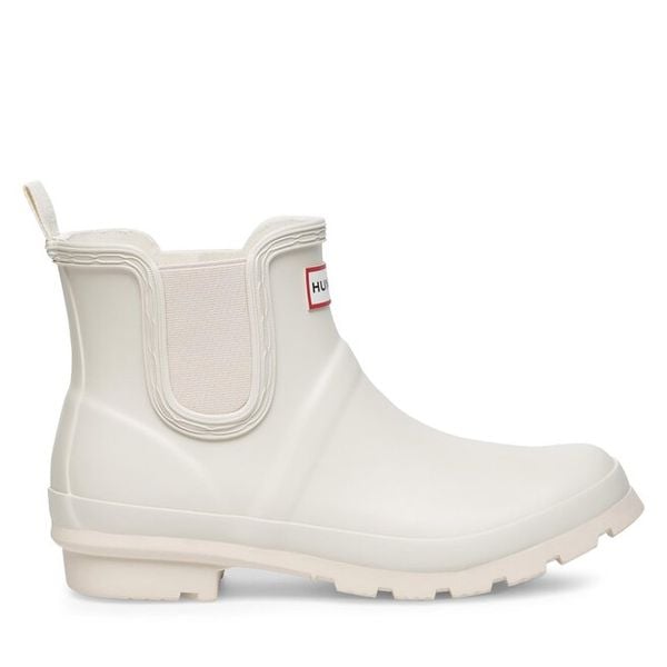 Kalosze Hunter. Białe kalosze damskie Hunter, bez wzorów, bez zapięcia. Za 219.99 zł.