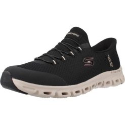 Buty SKECHERS SLIP-INS GLIDE STEP VIBEY Czarny. Czarne obuwie trekkingowe damskie Skechers, z tkaniny, bez zapięcia. Za 335.99 zł.