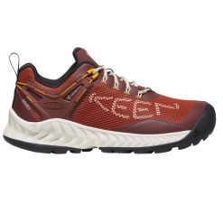 Buty trekkingowe damskie Keen Nxis Evo Wp. Czerwone obuwie trekkingowe damskie Keen, bez zapięcia. Za 365.00 zł.