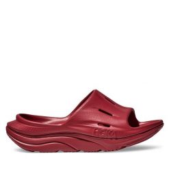 Klapki Hoka. Czerwone klapki damskie HOKA, bez wzorów, bez obcasa, bez zapięcia. Za 269.99 zł.