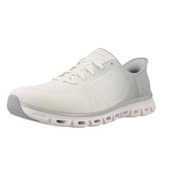Tenisówki Skechers Glide-step Excite. Białe trampki i tenisówki damskie Skechers, bez wzorów, bez zapięcia. Za 388.99 zł.