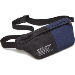 Levi's Banana Sling Nerka Czarny Niebieski. Czarne saszetki i nerki męskie Levi's®, bez wzorów, z materiału. Za 137.95 zł.