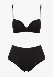Czarne Bikini Góra z Regulowanymi Ramiączkami Ozdobionymi Cyrkoniami z Elastycznym Dołem w Zestawie Spodenki Kąpielowe z Gumką w Pasie Quilalia. Czarne bikini Born2be, s, z aplikacjami. Za 44.99 zł.