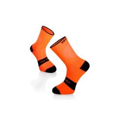 Skarpety rowerowe SKARPETKI ROWEROWE LEKKIE Fluo Orange. Pomarańczowe skarpetki damskie TRY TO FLY, bez wzorów. W wyprzedaży za 58.09 zł.