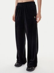 KARL LAGERFELD Spodnie dresowe B1W10022 Czarny Regular Fit. Czarne spodnie dresowe damskie KARL LAGERFELD, bez wzorów, z dresówki. Za 849.99 zł.