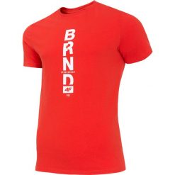 T-shirt męski TSM251 - czerwony. Czerwone t-shirty męskie 4F, m, bez wzorów, z bawełny, bez kołnierzyka, bez ramiączek. W wyprzedaży za 29.99 zł.