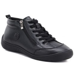 Skórzane półbuty damskie zamszowe czarne eVento 26PB18-505. Czarne półbuty damskie eVento, bez wzorów, ze skóry, bez obcasa, bez zapięcia. Za 179.99 zł.
