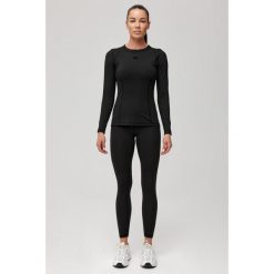Damska bielizna termoaktywna szybkoschnąca Rough Radical Dreamlover. Czarna bielizna sportowa damska ROUGH RADICAL, bez wzorów. Za 219.90 zł.