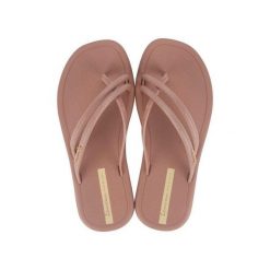 Japonki klapki Ipanema 27133 MEU SOL RASTEIRA AD. Czerwone klapki damskie Ipanema, na lato, bez wzorów, z materiału, eleganckie, bez obcasa, na płaskiej podeszwie, bez zapięcia. Za 35.00 zł.