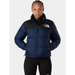 Kurtka Damska The North Face 1996 Retro Nuptse. Czarne kurtki sportowe damskie The North Face, bez wzorów, z puchu, bez ramiączek, bez kaptura, trekkingowe. Za 1,399.00 zł.