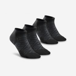 Skarpety turystyczne Quechua Hike 100 krótkie 2 pary. Czarne skarpetki damskie QUECHUA, bez wzorów, z bawełny. Za 34.99 zł.