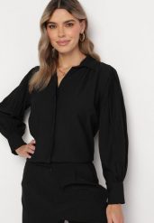 Czarna Koszula z Plisowanymi Rękawami Pascala. Czarne koszule damskie Born2be, bez wzorów, bez kołnierzyka, bez ramiączek. Za 89.99 zł.