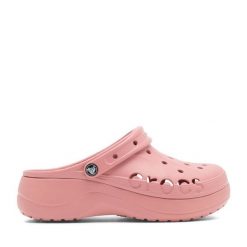Klapki Crocs. Czerwone klapki damskie Crocs, bez wzorów, bez obcasa, bez zapięcia. Za 179.99 zł.