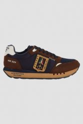 AERONAUTICA MILITARE Brązowe męskie sneakersy z naszywką Frecce Tricolori, Rozmiar 42. Brązowe buty sportowe męskie Aeronautica Militare, z aplikacjami, z tkaniny, bez zapięcia. W wyprzedaży za 369.99 zł.