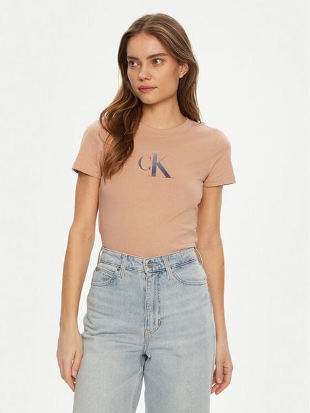 Calvin Klein Jeans T-Shirt Gradient J20J224982 Koralowy Slim Fit. Pomarańczowe t-shirty damskie Calvin Klein Jeans, s, bez wzorów, z bawełny, bez kołnierzyka, bez ramiączek. Za 99.99 zł.
