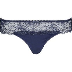 Stringi w kolorze granatowym. Niebieskie majtki damskie Lascana & Co., z koronki. W wyprzedaży za 29.95 zł.