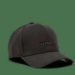 Czapka z daszkiem WINGS UNLEASH wodoodporna sportowa regulowana. Czarne czapki damskie Wings, bez wzorów, z elastanu, eleganckie. Za 89.90 zł.