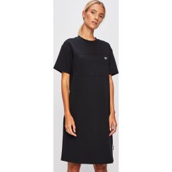 Puma - Sukienka. Czarne sukienki damskie Puma, na co dzień, s, bez wzorów, z bawełny, casualowe, bez kołnierzyka, bez ramiączek, mini, proste. Za 269.90 zł.