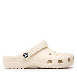 Klapki Crocs. Brązowe klapki damskie Crocs, bez wzorów, bez zapięcia. Za 159.99 zł.