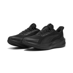 Buty do biegania unisex Dasher Lite SLIPTECH™ PUMA. Czarne obuwie sportowe damskie Puma, bez wzorów, bez zapięcia, do biegania. Za 249.00 zł.