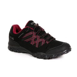 Buty trekkingowe damskie Lady Edgepoint III Regatta. Fioletowe obuwie trekkingowe damskie Regatta, bez zapięcia. W wyprzedaży za 249.99 zł.