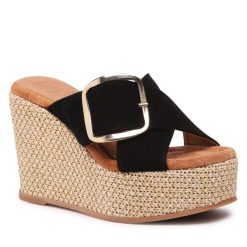 Klapki Unisa. Czarne klapki damskie Unisa, bez wzorów, bez obcasa, bez zapięcia. Za 499.99 zł.