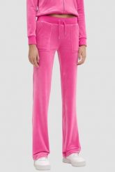 JUICY COUTURE Różowe damskie spodnie welurowe Del Ray Pocket Pant, Rozmiar S. Czerwone spodnie sportowe damskie Juicy Couture, bez wzorów, z dresówki. W wyprzedaży za 220.99 zł.