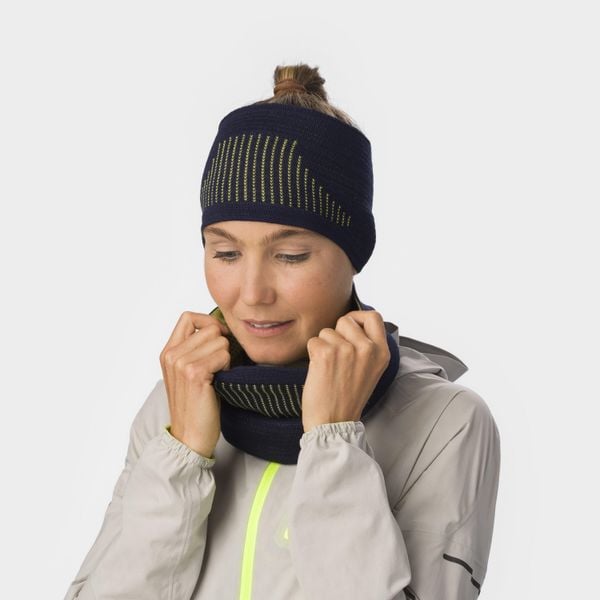 Komin Eisbar G.A.O. Multitube T 2. Niebieskie szaliki męskie Eisbar, bez wzorów, z materiału. Za 345.90 zł.
