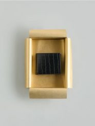 Portfel z imitacji skóry - czarny. Czarne portfele męskie Reserved, bez wzorów, ze skóry. Za 59.99 zł.