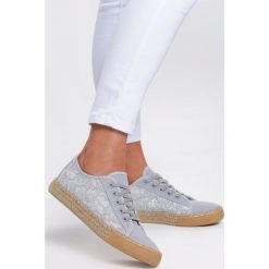 Szare Trampki Cheers. Szare trampki i tenisówki damskie Renee, z aplikacjami, z koronki, bez zapięcia. Za 69.99 zł.