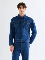 MESKA KURTKA WRANGLER COWBOY CUT JACKET PREWASHED INDIGO 112379708. Niebieskie kurtki męskie Wrangler, l, bez wzorów, z jeansu, bez kaptura. Za 299.99 zł.