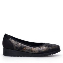 Baleriny Go Soft. Czarne balerinki damskie GO SOFT, bez wzorów, bez obcasa, bez zapięcia. Za 143.99 zł.