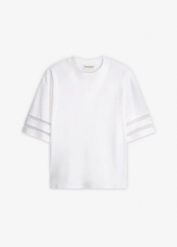 T-shirt z czystej bawełny organicznej. Białe t-shirty damskie bonprix, z aplikacjami, z bawełny, bez kołnierzyka, bez ramiączek. Za 79.99 zł.