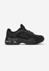 Czarne Buty Sportowe Chaliria. Czarne buty sportowe męskie Born2be, bez wzorów, przed kostkę, bez zapięcia, trekkingowe. Za 109.99 zł.