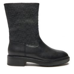 Botki Calvin Klein. Czarne botki damskie Calvin Klein, bez wzorów, bez obcasa, na płaskiej podeszwie, bez zapięcia. Za 409.99 zł.