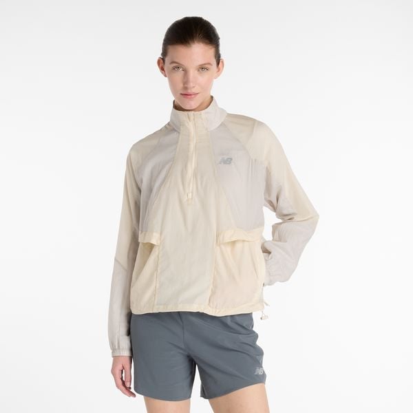 Kurtka damska New Balance WO53206LIN – beżowa. Brązowe kurtki sportowe damskie New Balance, m, bez wzorów, z materiału, bez ramiączek, bez kaptura. Za 539.99 zł.
