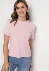 Różowy Wiskozowy T-shirt w Klasycznym Stylu Arivoria. Czerwone t-shirty damskie Born2be, m, z aplikacjami, z jeansu, klasyczne, bez kołnierzyka, bez ramiączek. Za 44.99 zł.