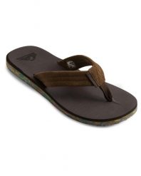 Sandały dla Mężczyzn CARVER SUEDE RECYCLED. Brązowe sandały męskie Quiksilver, bez wzorów, z gumy, bez zapięcia. Za 149.99 zł.