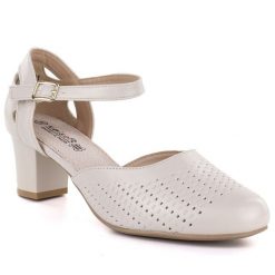 Czółenka damskie sandały z paskiem beżowe Unisoft 9941. Brązowe sandały damskie Unisoft, bez wzorów, ze skóry ekologicznej, bez obcasa, bez zapięcia. Za 139.99 zł.