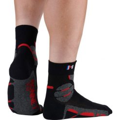 Skarpetki Monnet Mid Expert. Czerwone skarpetki damskie MONNET, bez wzorów. Za 151.00 zł.