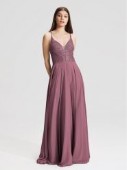 Hey Kyla Sukienka wieczorowa 5AC105HK Fioletowy Regular Fit. Fioletowe sukienki damskie Hey Kyla, bez wzorów, z syntetyku, wizytowe, bez kołnierzyka, bez ramiączek. Za 809.99 zł.