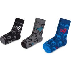 Zestaw 3 par wysokich skarpet unisex CRISTIANO RONALDO CR7 - 8470-80-476 Czarny Granatowy Szary. Czarne skarpety męskie Cristiano Ronaldo CR7, bez wzorów, z bawełny. Za 49.00 zł.