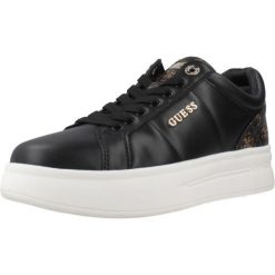 Buty GUESS WELLI Czarny. Czarne obuwie trekkingowe damskie Guess, ze skóry, bez zapięcia. Za 555.10 zł.